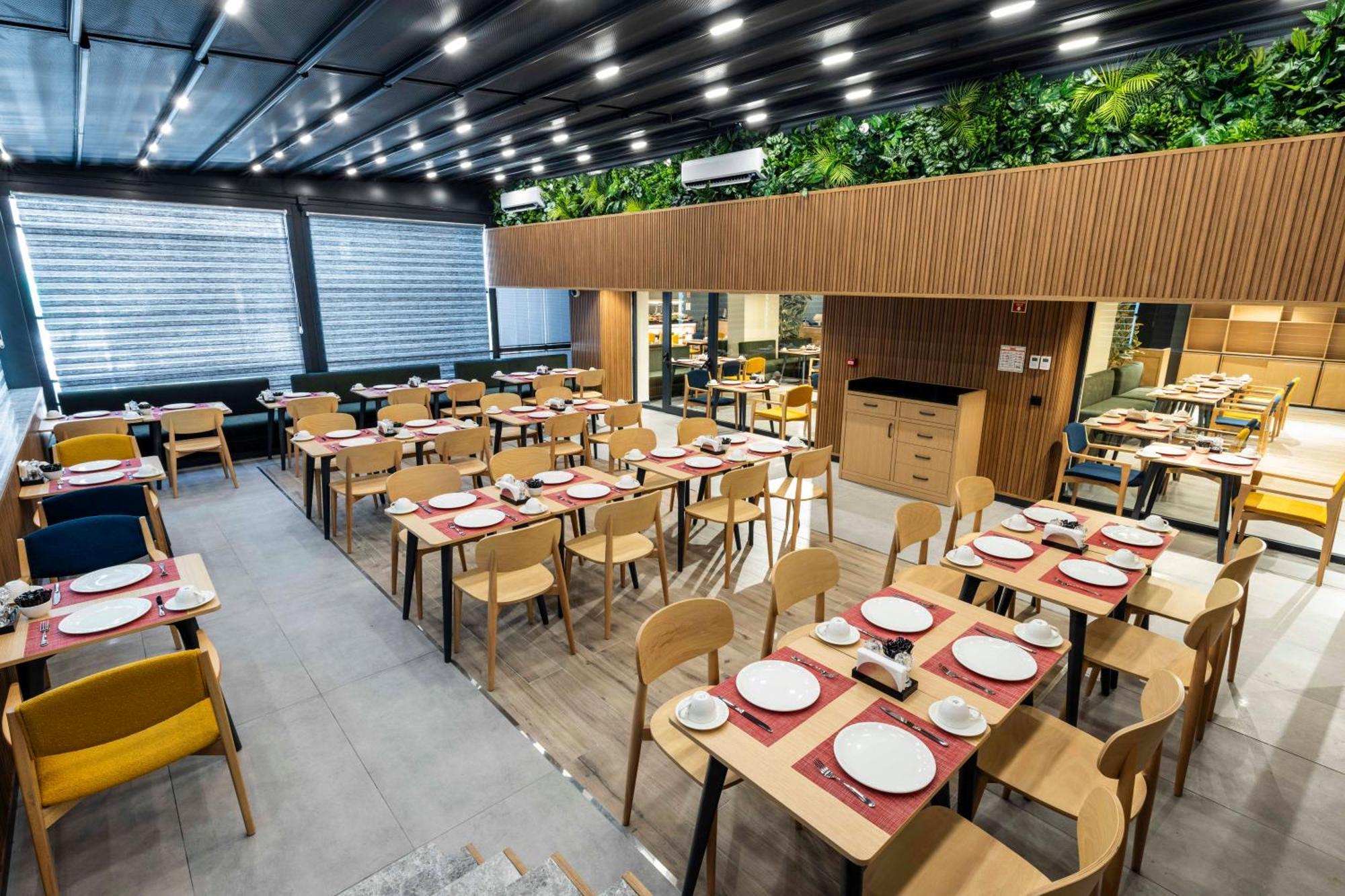 Ibis Istanbul Sisli Hotel Екстериор снимка
