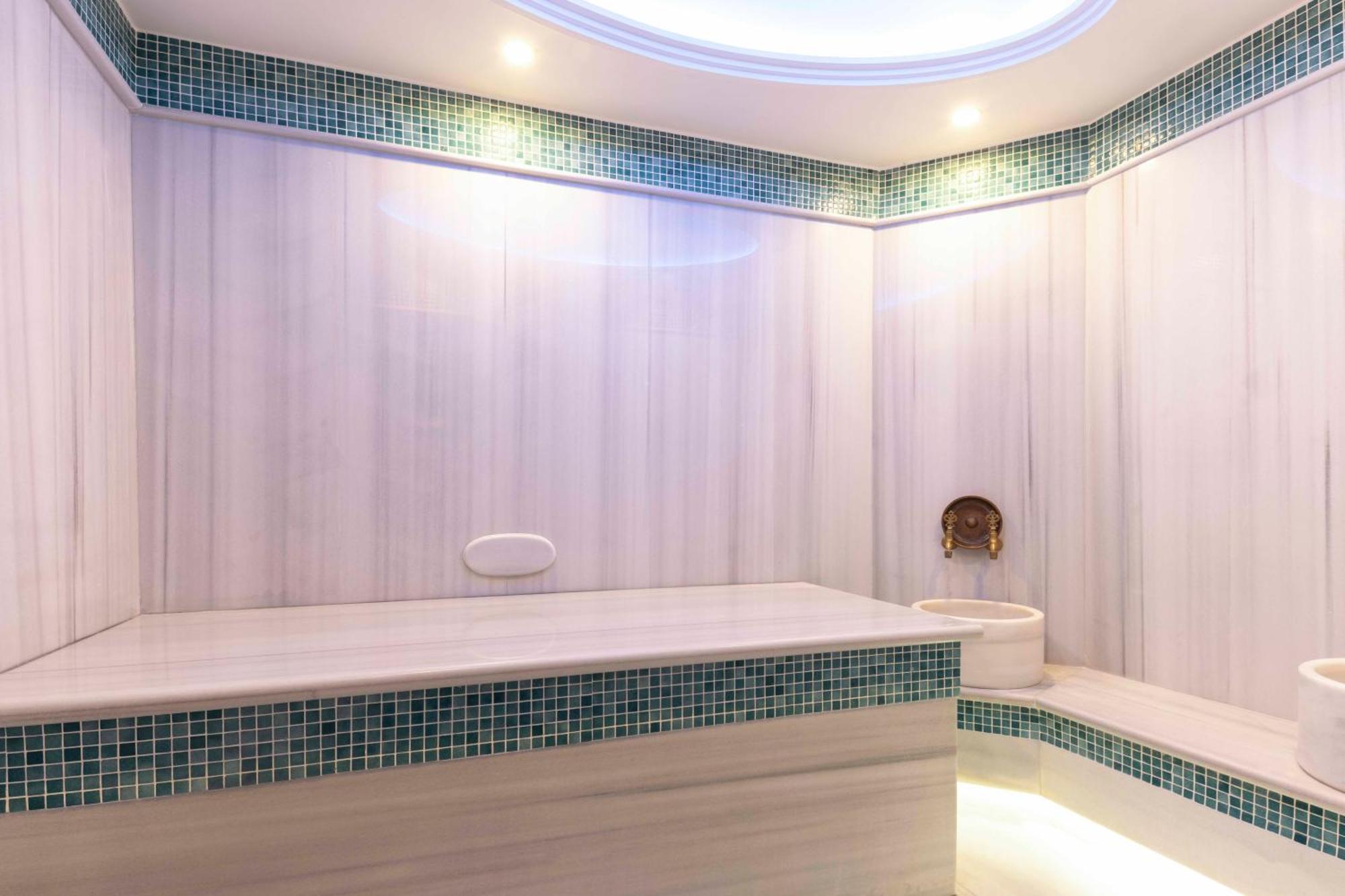 Ibis Istanbul Sisli Hotel Екстериор снимка