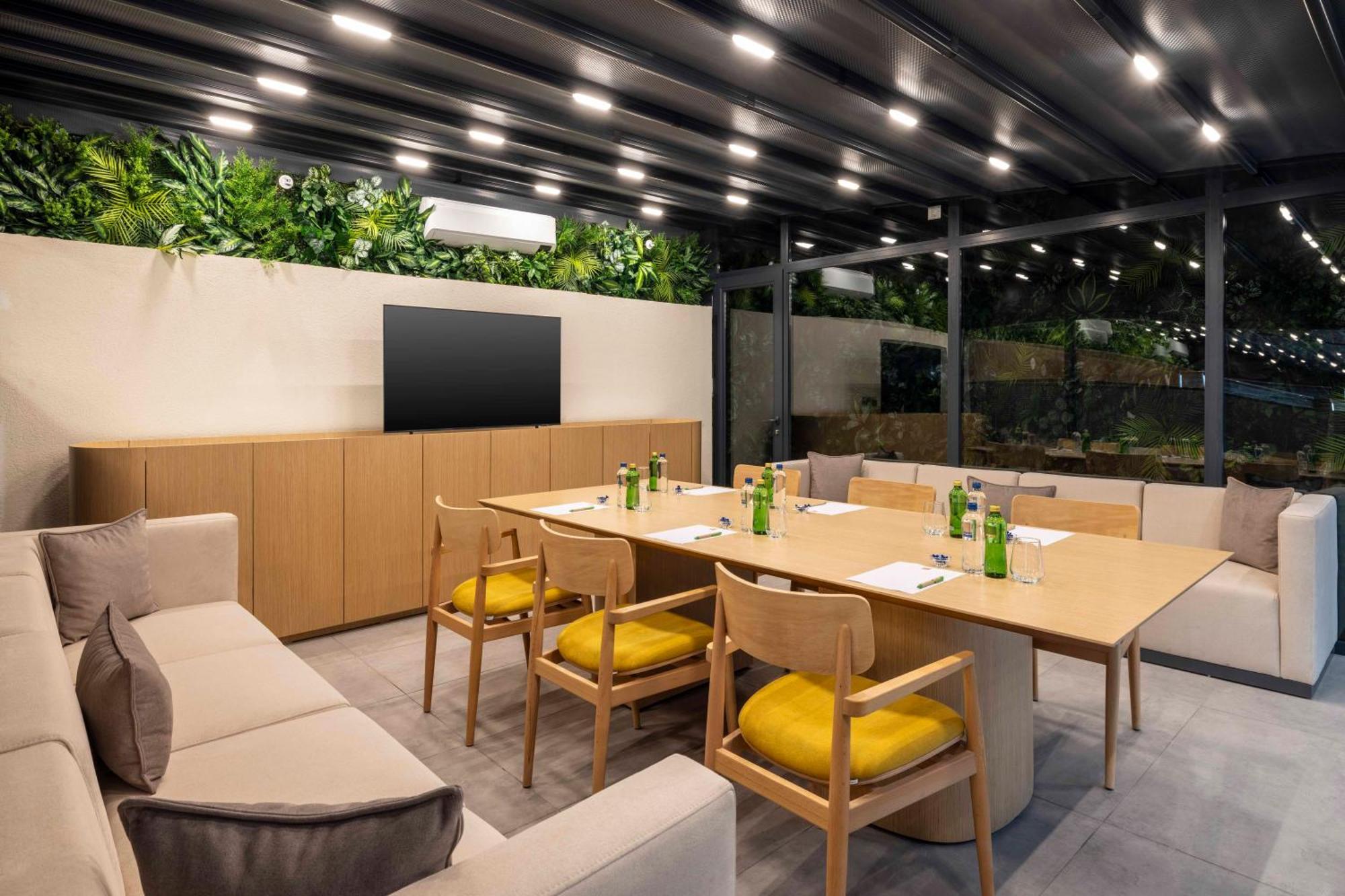 Ibis Istanbul Sisli Hotel Екстериор снимка